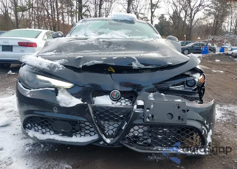 2021 Alfa Romeo Giulia Ti Sport Awd from USA, damaged, VIN ZARFANBN1M7647958